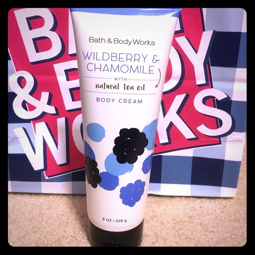Bath and Body Works body cream